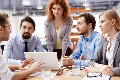 协助广告公司讨回35万广告设计费